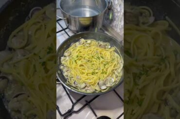 LINGUINE WITH CLAMS #shorts #asmr