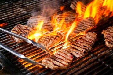 BEST ITALIAN FOOD In The World !  Steak, Chicken, Shrimp