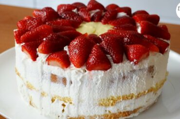 Creamy Strawberries Birthday Cake | Italian Recipe