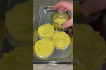 Learn how to make gourmet food in one go #globalfood #streetfood #fyp #nycrestaurants