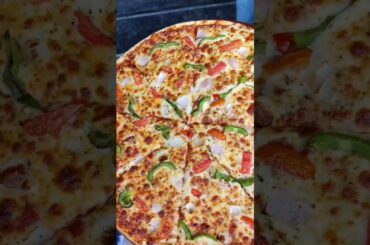 In Frame : Gourmet Pizzas #streetfood #food #shorts #tiktok