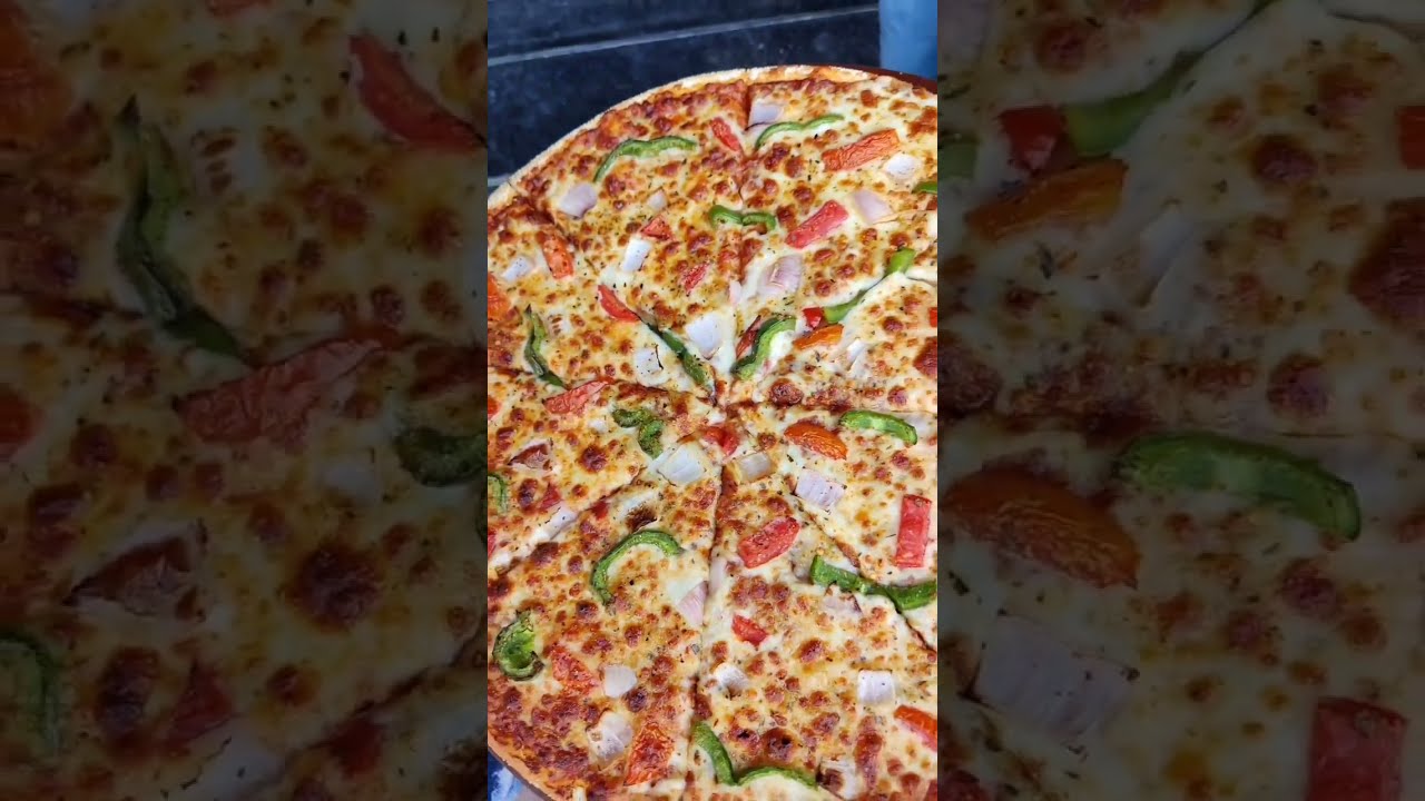 In Frame : Gourmet Pizzas #streetfood #food #shorts #tiktok In Frame : Gourmet Pizzas #streetfood #food #shorts #tiktok