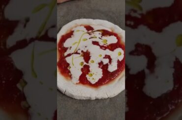 YOU WON’T BELIEVE THIS PIZZA IS VEGAN + GLUTEN FREE!! #healthy #recipe #food #pizza #vegan