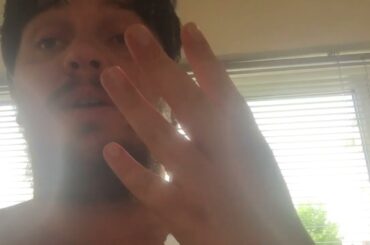 I like food from Italy pasta pizza garlic bread mozzarella cheese grated/ball