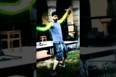 EriKs Wine - Love to Borrow (Soundcheck dance)