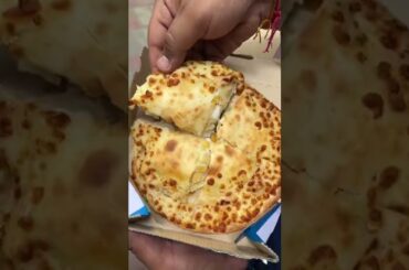 #dominospizza #pizza #pizzarecipe #dominos #recipe #paratha #parathapizza #italianfood #italiano