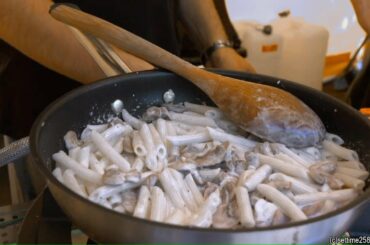 Italian Seafood Pasta, Pesto, Ragout, Rigatoni, Fettuccine and More. London Street Food