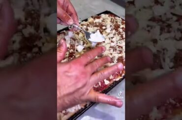 Lasagna Pizza from Brooklyn #pizza #pizzalover #pizzarecipe #brooklyn #italianfood