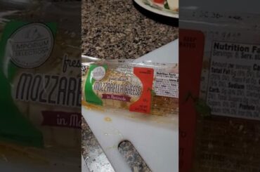 Caprese Italian Salad- Italian Appetizer- Italian Recipe - Mozzarella Tomato Basil Recipe - #shorts