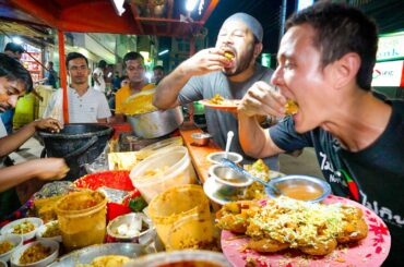 Bangladeshi Street Food - KING of FUCHKA and CHOTPOTI!! Amazing Bangladesh Food!