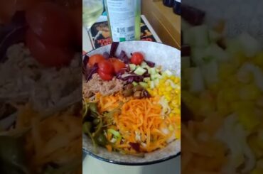 lunch in Italy  frittata asparagus and a huge garden salad accompanied by #Pecorinowine #travelitaly