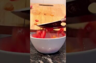 Do you like bruschetta? #italianfood #italy #bruschetta