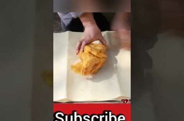 Eating chicken in the wild, it's delicious even gnawing on the bones #shorts #comida #cooking