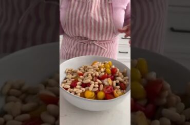 Panzanella Tuscan Bread Salad4 slices crusty Italian bread, 34 inch think3 Tbsp Olive oil