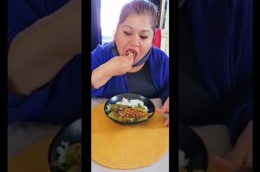 Eating green pepper stuffed with ground beef| Asmr Italian Food| |Asmr Short Video