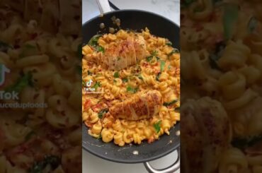 DELICIOUS ITALIAN PASTA!!! #food #foodie #foodlover #shorts #pasta Credit to saucedupfoods