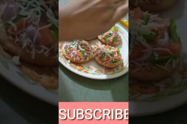 cheesy veg.pizza in small size#shorts #trending #ytshorts