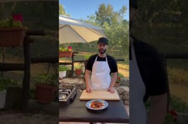 #food #foodlover #shorts #italianfood #ragu #bolognesesauce #cibo #italianfood #foodblogger #shorts