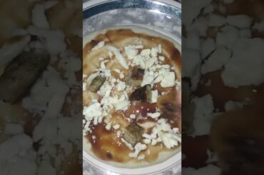 Pizza with shawarma bread