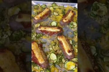 Video By mamacookslowcarb Low carb mama TikTok LOW CARB Sheet Pan Italian Sausage and veggie dinner