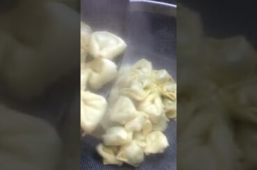 SPINACH & RICOTTA TORTELLINI #shorts #ricotta #spinach #tortellini #italianfood #yummy