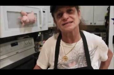 chef jane   cooks makes italian food