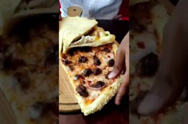 How to Eat Pizza Burg I Freedom Food #subscribe #shorts #food #trending