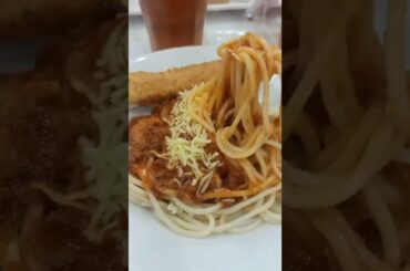 HAPPY KID ENJOY EATING DELICIOUS MEATY SPAGHETTI FROM GREENWICH #greenwich #spaghetti #italianfood