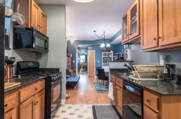 7652 North Greenview Avenue, Unit 2, Chicago, IL 60626