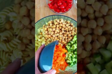 Fresh PASTA SALAD with ITALIAN DRESSING | Ideal for summertime