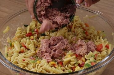 After discovering this recipe, I just want to make tuna salad like this!