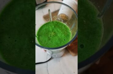 Did you say GREEN PASTA ? Garlic Flavoured Pasta? #shorts #pasta #garlic #italianfood #easyrecipe