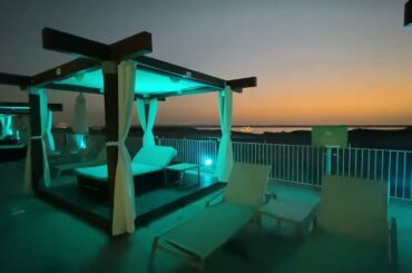 Radisson Blu Hotel, Abu Dhabi Yas Island, UAE - Unravel Travel TV