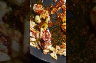 Pasta Aglio e Olio #spaghetti #italian #noodles