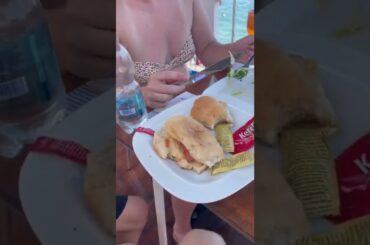 Toughest Italian food critic ever! In German