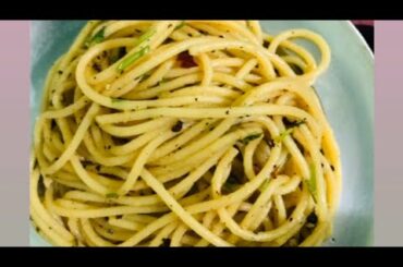 Best Italian Pasta Recipes | Spaghetti Aglio e Olio Recipe | #foodshorts