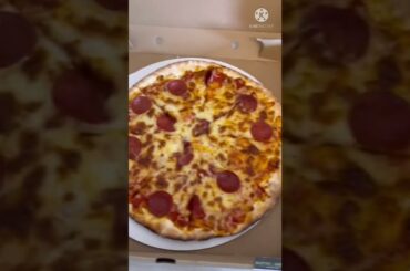 PEPPERONI AND HAWAIIAN PIZZA #shorts