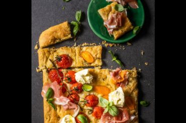 Focaccia with roasted tomatoes, prosciutto and fior di latte