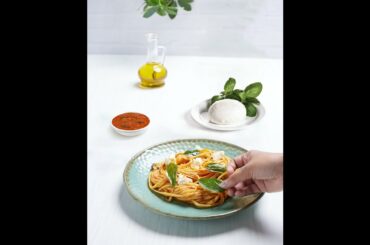 5 Minute Tomato Basil Pasta | Italian Recipe | Living Food