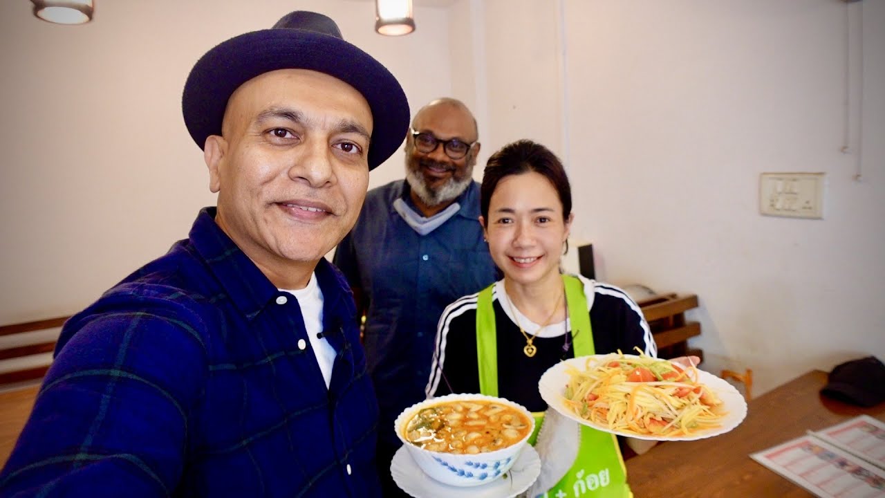 This Thai Lady Cooks Authentic Thai Food At This Tiny Restaurant! LAN THAI, Bengaluru, Amazing Find! This Thai Lady Cooks Authentic Thai Food At This Tiny Restaurant! LAN THAI, Bengaluru, Amazing Find!