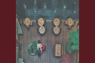 Simplistic Italian Restaurants