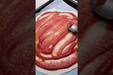 Tuna and Onion pizza #shorts