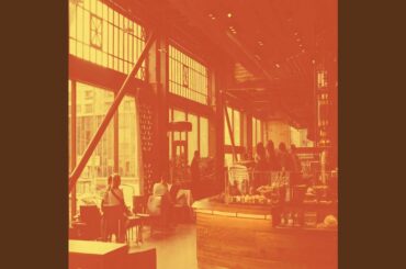 Big Band with Tenor Sax Soundtrack for Italian Restaurants