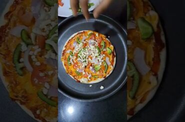 home made pizza recipe#shorts#pizza #homemadecooking