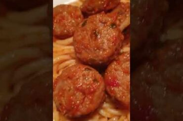 Spaghettis Boulettes de viande  et sauces tomates maison #shorts #italianfood #food