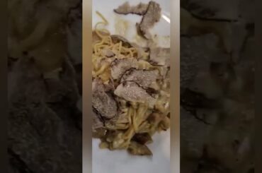 Tagliolini Pasta Summer Black Truffles with porcini Mushrooms #shorts #italiancuisine #italianfood