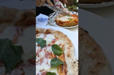 #pizzamargherita  #asmr #shorts #italy #italianfood #famouspizza