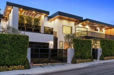 A $14,995,000 Remarkable Brentwood masterpiece with unmatched views of the hills and Los Angeles