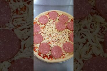 Fast Pizza Making in Siberian Pizzeria #shorts #pizzahut