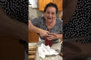 #shorts Pasta sauce Nonna Pia style! #nonnapia#sauce#recipe#italian#ma